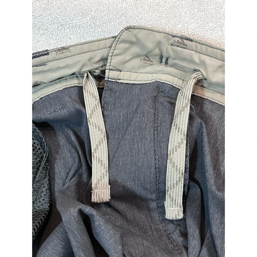 Patagonia Wavefarer Walk Shorts Mens 35 Feather Gray Stretch Casual Golf Swim